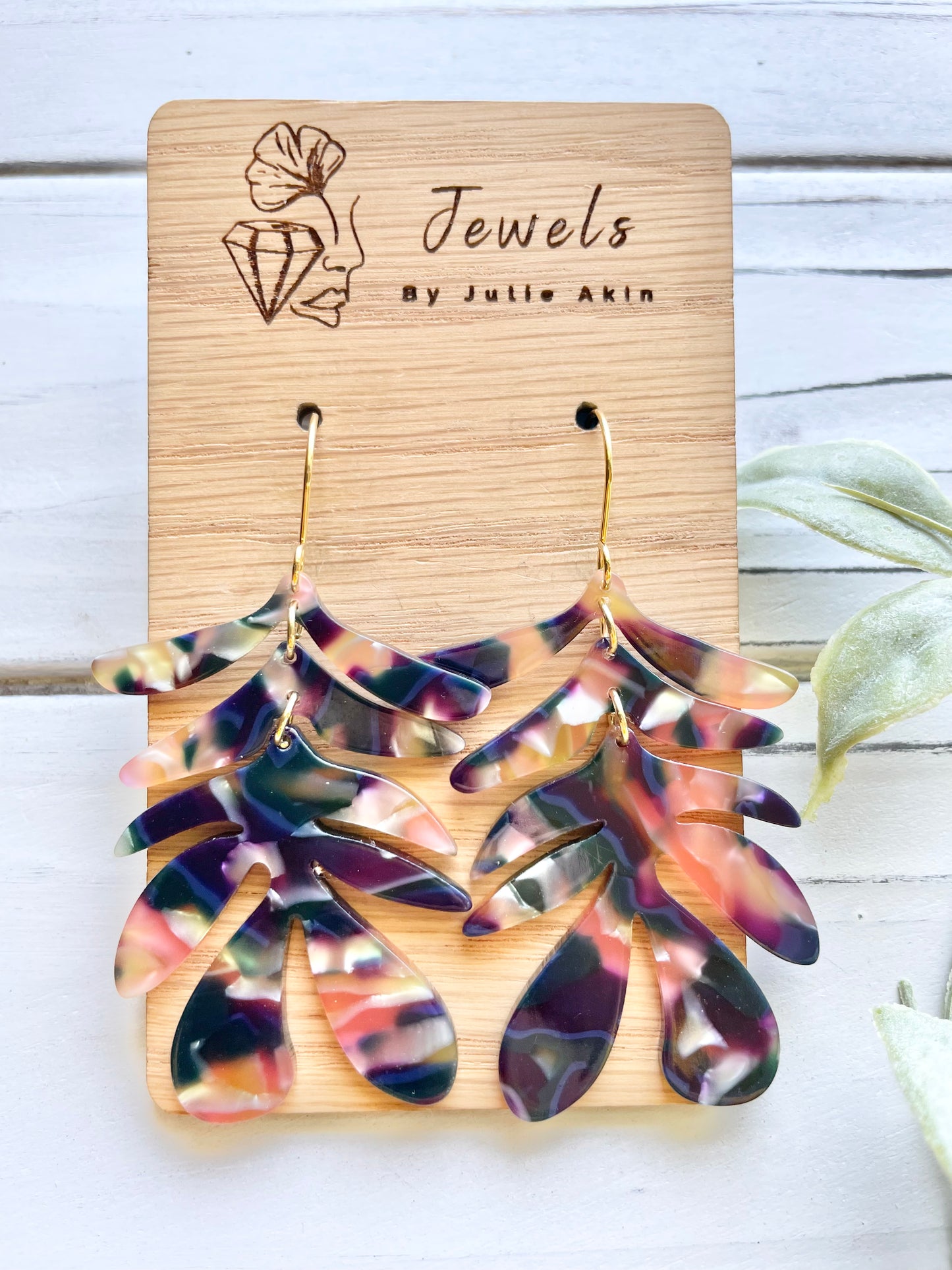 Multi-Colored Black/Purples Acrylic Leaves